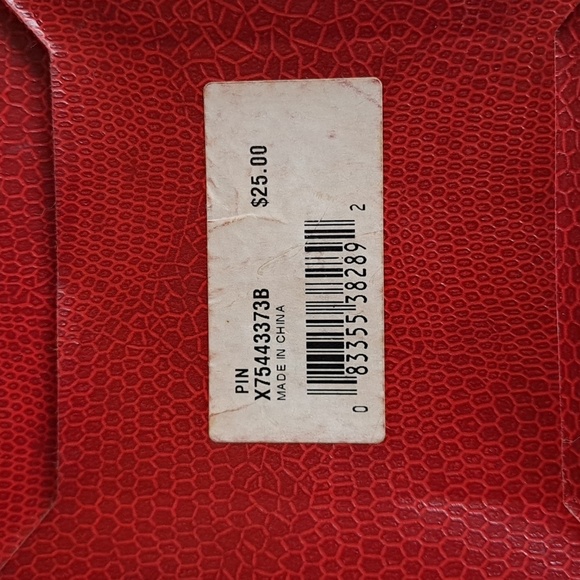 Napier Brooch Set - Picture 11 of 14